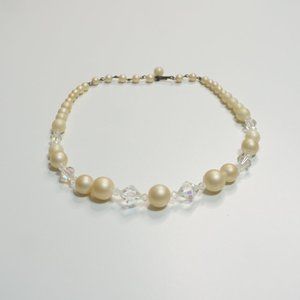 2/$30 - Vintage Pearl and Bead Necklace